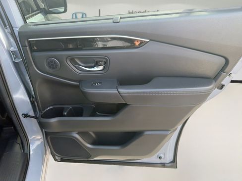 Used 2024 Honda Pilot Touring image 30