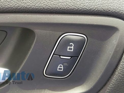 Used 2017 Ford Escape SE FWD image 20