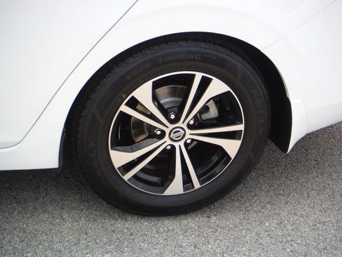 Used 2020 Nissan Sentra SV FWD image 4
