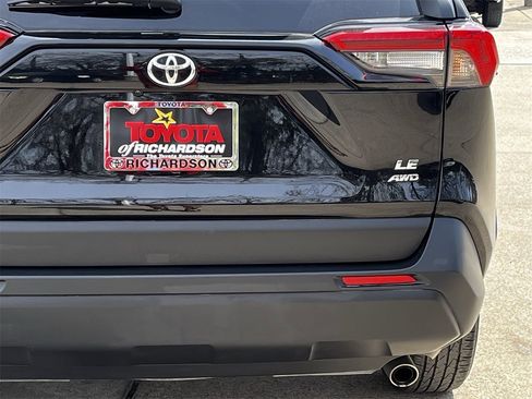 Used 2024 Toyota RAV4 LE image 6