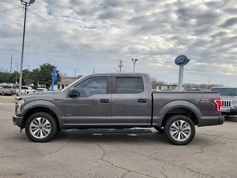 Used 2017 Ford F150 XL w/ Equipment Group 101A Mid image 3