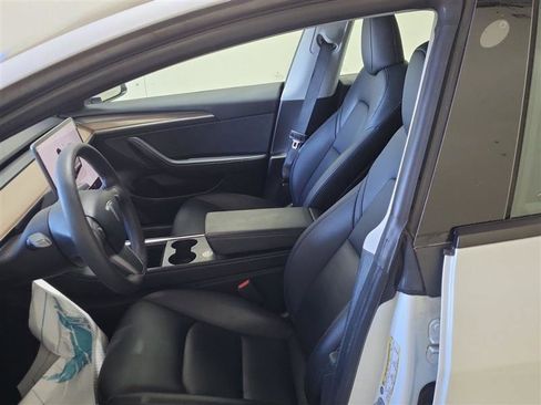 Used 2023 Tesla Model 3 Standard Range RWD image 5