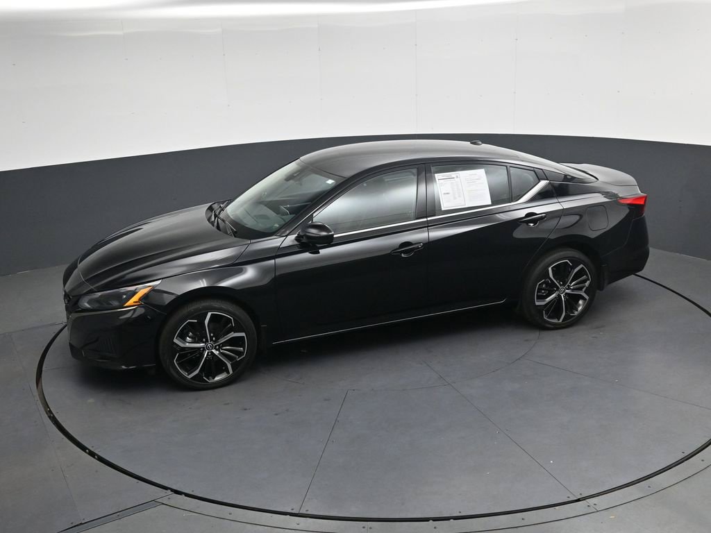 Certified 2025 Nissan Altima 2.5 SR AWD/4WD image 32
