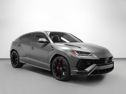 Used 2024 Lamborghini Urus S