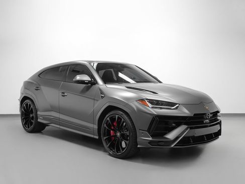 Used 2024 Lamborghini Urus S AWD/4WD image 1