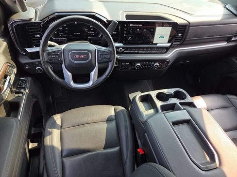 Certified 2026 GMC Sierra 1500 SLT AWD/4WD image 6
