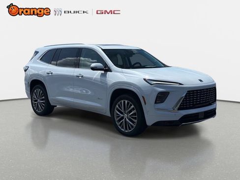 New 2026 Buick Enclave Avenir w/ Super Cruise Package FWD image 1