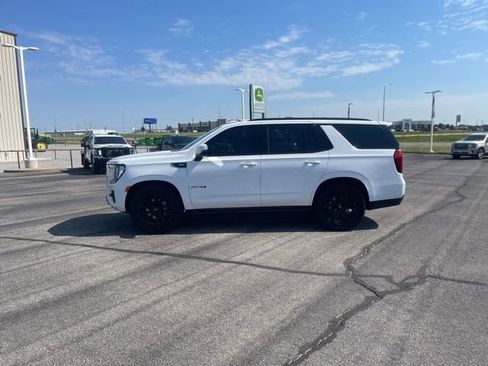 Used 2023 GMC Yukon AT4 w/ AT4 Premium Plus Package image 8
