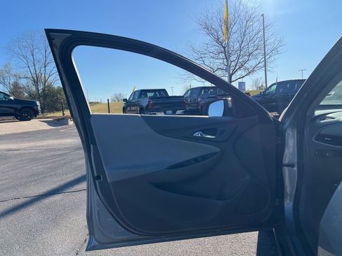 Used 2024 Chevrolet Malibu LT image 8