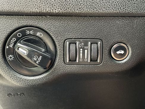 Used 2018 Dodge Charger R/T Scat Pack RWD image 29