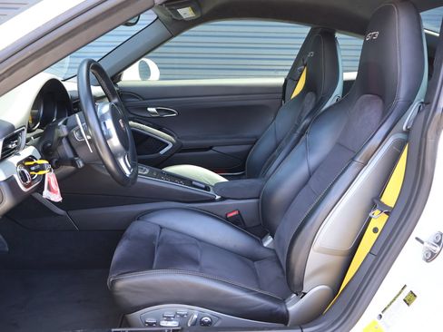 Used 2014 Porsche 911 GT3 RWD image 5