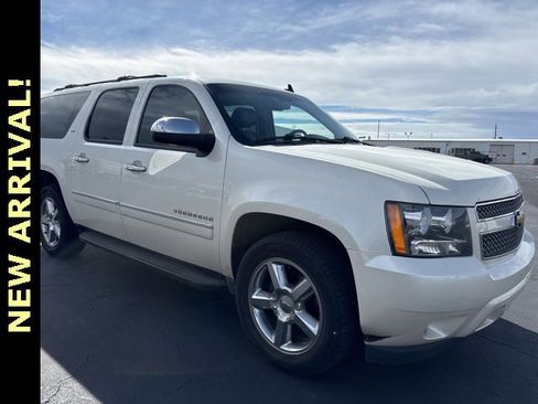 Used 2014 Chevrolet Suburban LTZ image 1