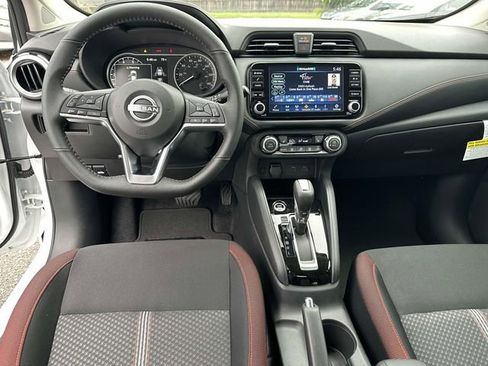 New 2025 Nissan Versa SR w/ Trunk Package FWD image 17