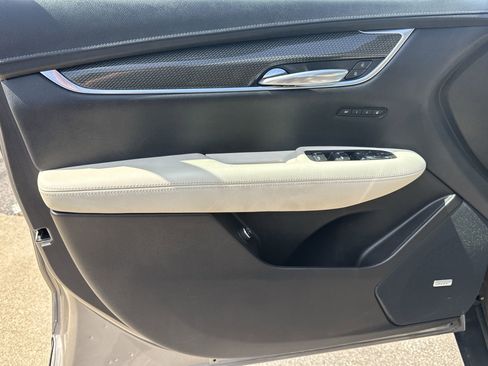 Used 2022 Cadillac XT5 Sportv image 21