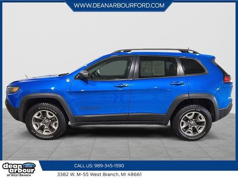 Used 2019 Jeep Cherokee Trailhawk AWD/4WD image 5