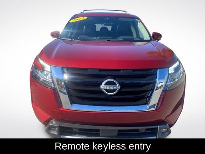 Used 2023 Nissan Pathfinder Platinum w/ Cargo Package