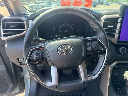 Used 2024 Toyota Tundra Limited image 28