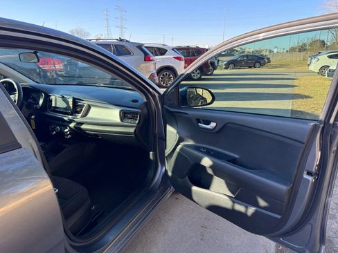 Used 2020 Kia Rio S FWD image 23