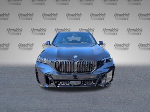 New 2026 BMW X5 xDrive50e image 5