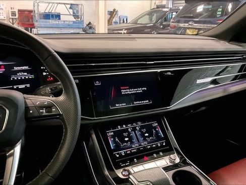 Certified 2024 Audi SQ8 Premium Plus w/ S Sport Package AWD/4WD image 6