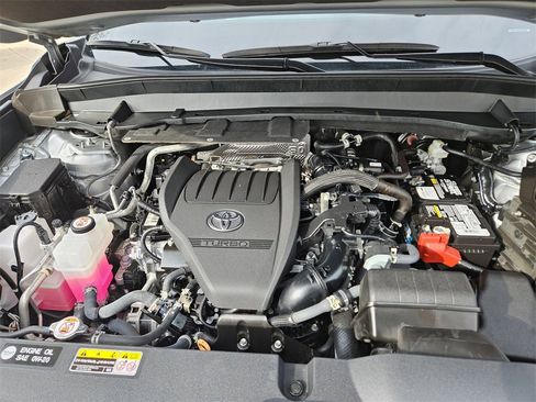Used 2025 Toyota Grand Highlander FWD image 23