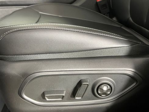 New 2025 Jeep Grand Cherokee Limited image 25