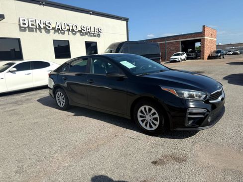 Used 2021 Kia Forte Sedan image 4