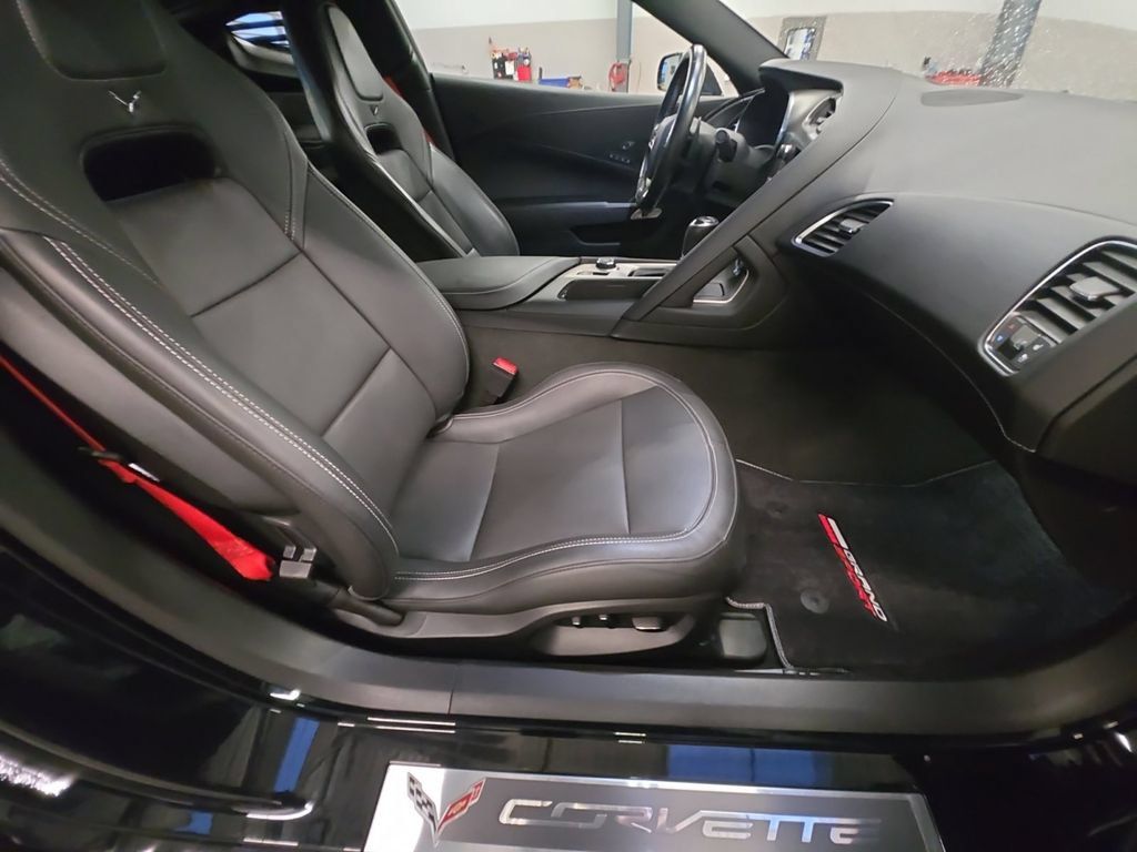Used 2017 Chevrolet Corvette Grand Sport RWD image 35