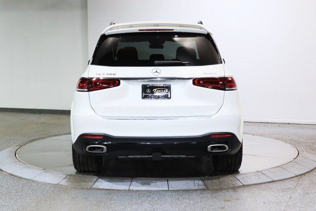 Used 2022 Mercedes-Benz GLS 580 4MATIC image 15