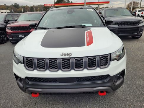 New 2026 Jeep Compass Trailhawk w/ Sun, Sound & Navigation Group image 13