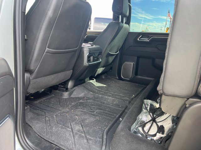 Used 2024 Chevrolet Silverado 2500 High Country w/ High Country Premium Package AWD/4WD image 17
