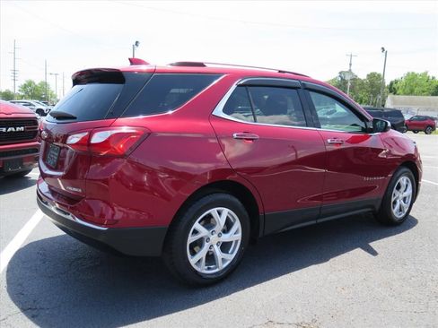 Used 2020 Chevrolet Equinox Premier FWD image 3