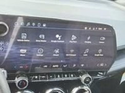 New 2025 Chevrolet Blazer EV LT AWD/4WD image 21