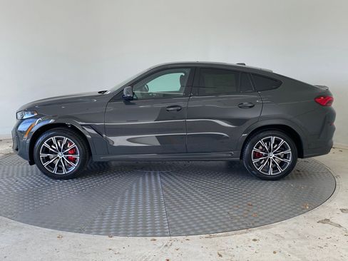 New 2026 BMW X6 xDrive40i w/ Climate Comfort Package image 2