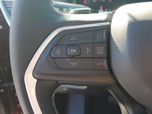 New 2025 Jeep Grand Cherokee L Altitude image 31