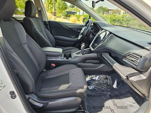 Used 2022 Subaru Outback Premium image 28