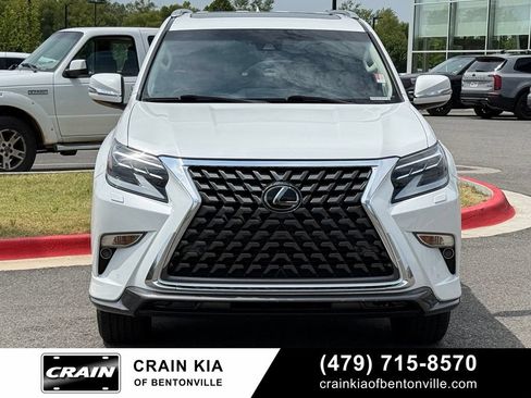 Used 2020 Lexus GX 460 Premium AWD/4WD image 2