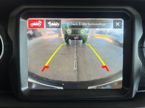 Used 2023 Jeep Wrangler Unlimited Rubicon 4xe w/ Steel Bumper Group AWD/4WD image 70