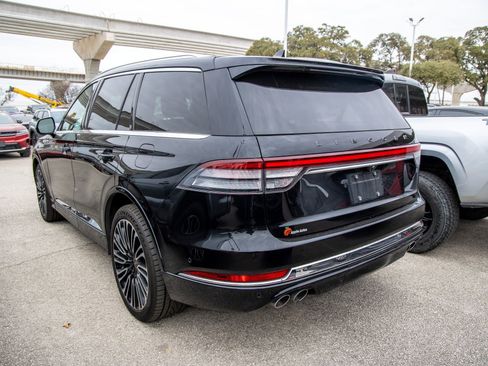 Used 2020 Lincoln Aviator Black Label w/ Dynamic Handling Package image 8