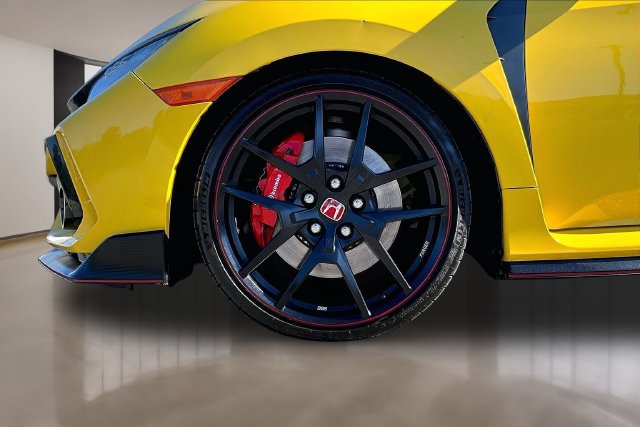 Used 2021 Honda Civic Type R Limited image 26