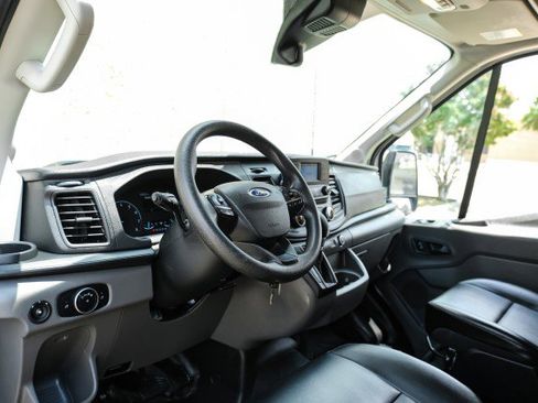 Used 2020 Ford Transit 250 Medium Roof RWD image 2