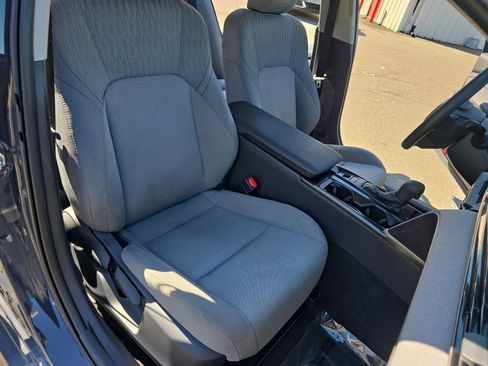 Used 2025 Toyota Camry LE w/ Convenience Package FWD image 10