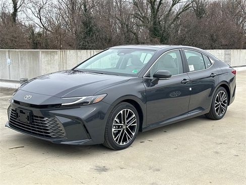New 2026 Toyota Camry XLE image 2