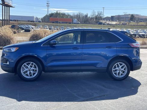 Used 2024 Ford Edge SEL image 4