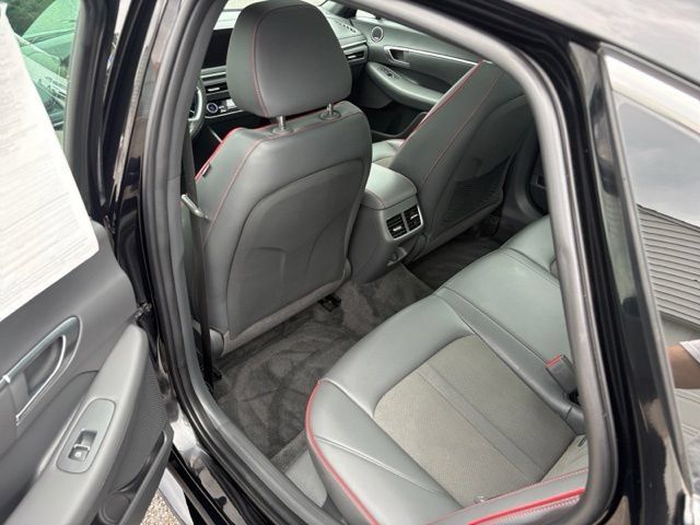 Used 2023 Hyundai Sonata SEL Plus w/ Preferred Accessory Package FWD image 36