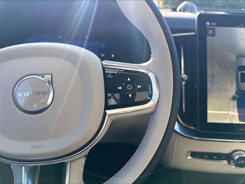 New 2027 Volvo XC90 B6 Ultra AWD/4WD image 18