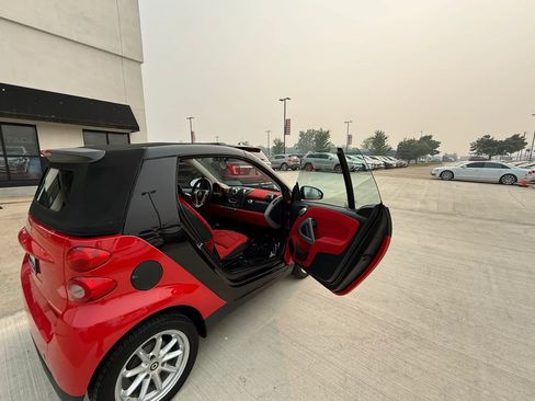 Used 2009 smart fortwo passion RWD image 19