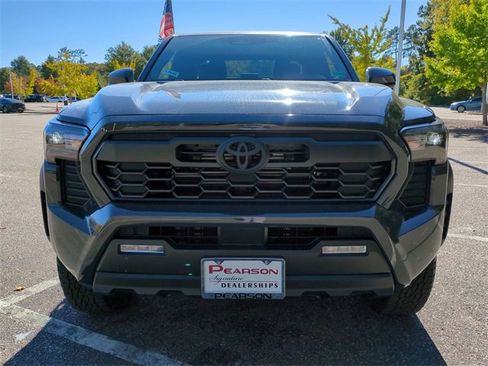 New 2025 Toyota Tacoma TRD Off-Road image 9