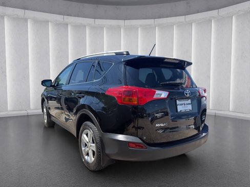Used 2013 Toyota RAV4 XLE AWD/4WD image 3