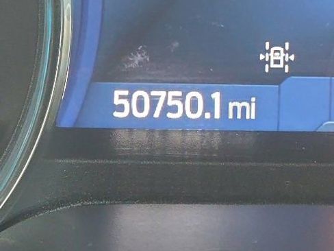 Used 2022 Ford F150 XLT w/ Equipment Group 301A Mid AWD/4WD image 9